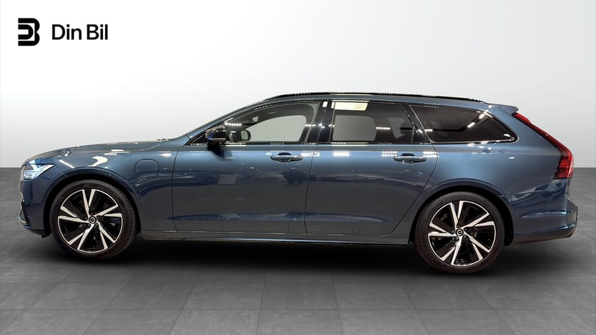 Bild 2 av Volvo V90 Recharge T8 392 AWD Geartronic R-Design Drag