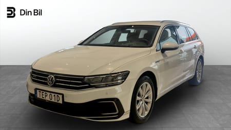 Volkswagen Passat Sportscombi GTE DSG Drag/P-värmare/Navi/Backkamera
