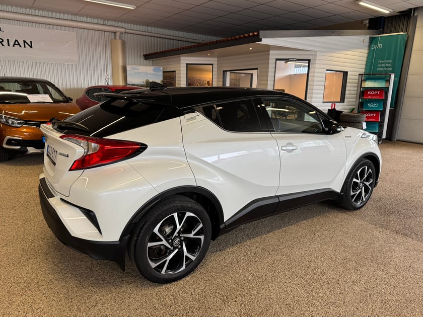 Bild 3 av Toyota C-HR Hybrid 