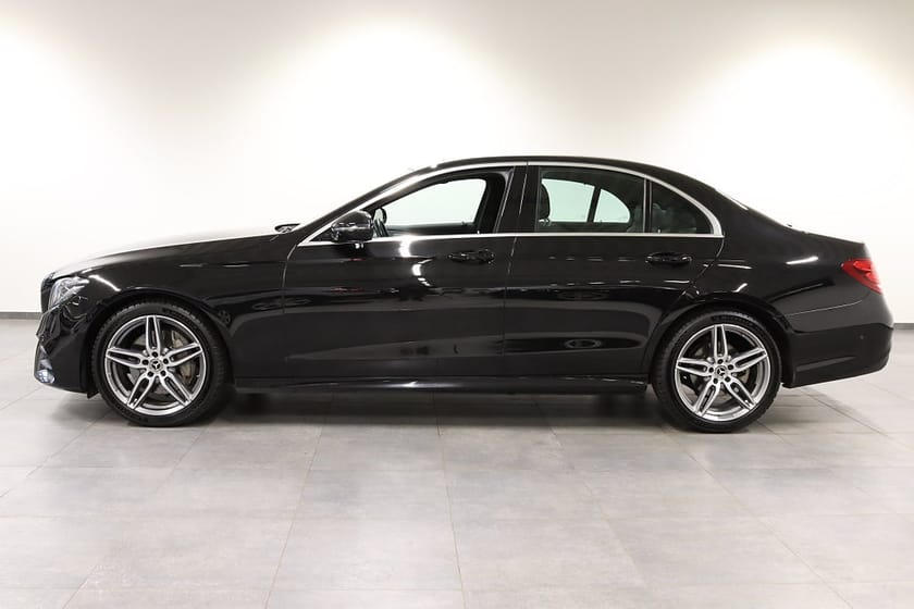 Bild 3 av Mercedes-Benz E 220 d 4MATIC 220d 9G-Tronic AMG Line Euro 6