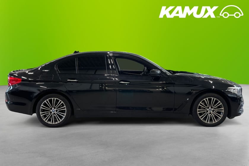 Bild 2 av BMW 530e iPerformance Sedan Kamera Navi
