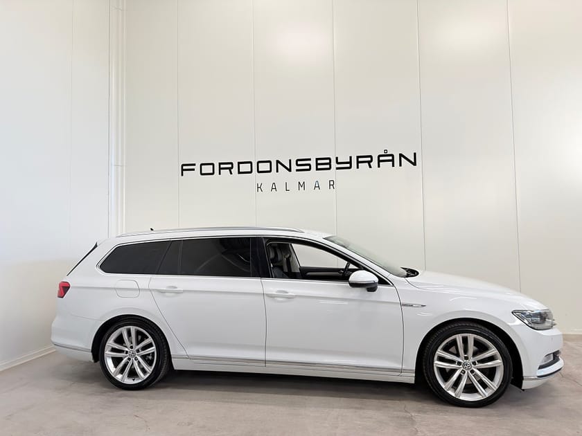 Bild 4 av Volkswagen Passat Sportscombi 2.0 TDI 4M 190HK D-värm B-kamera Drag Ny-kamrem