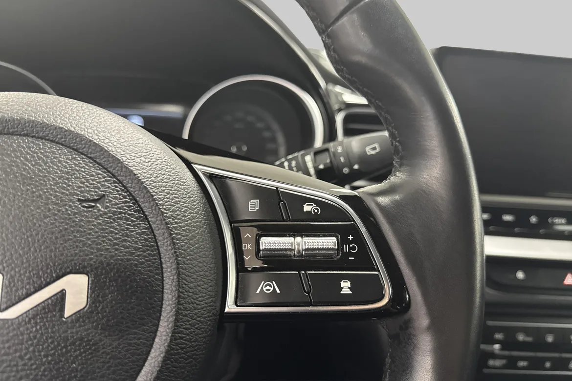 picture of a car