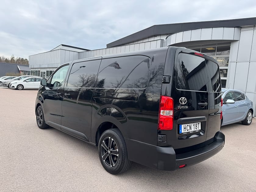 Bild 4 av Toyota Proace 2.0 D-4D Automat Lång Kamera Värmare Head-up 177 Hk