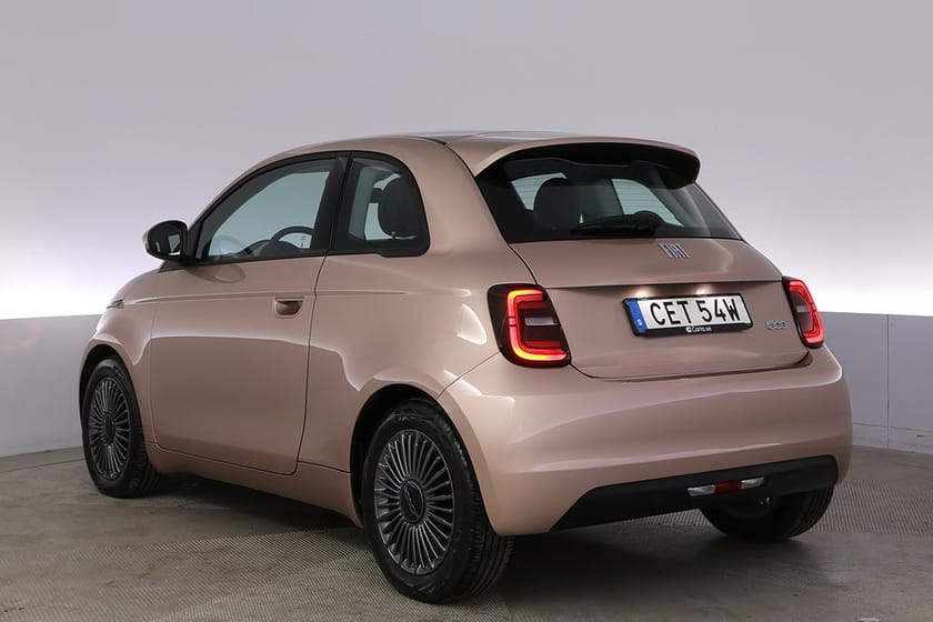 Bild 4 av Fiat 500e 42 kWh Icon Navi Carplay Keyless Farthållare