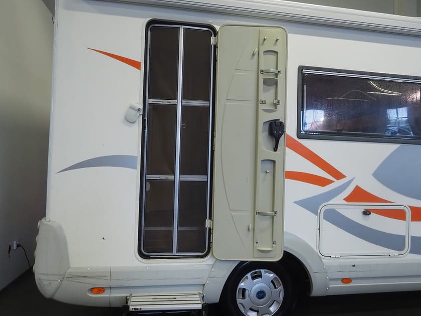 Bild 4 av Eura Mobil Campervan Ford Profila 580 LS 3500kg I B-kort I Under 6 meter