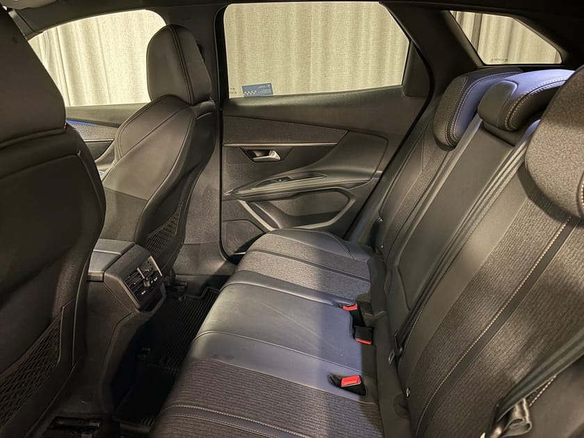 Bild 5 av Peugeot 3008 GT-Line PT 130 AUT Backkamera inkl. Vinterhjul