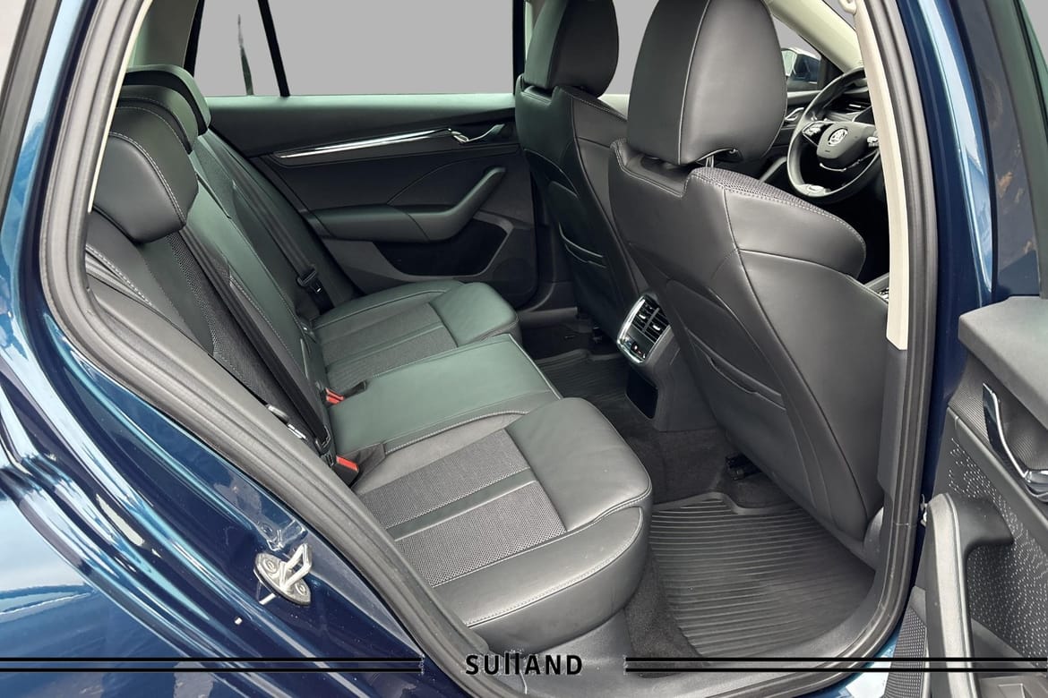 Škoda Octavia Combi 2.0 TDI SCR 4x4 DSG Sequential, 150hp, 2023