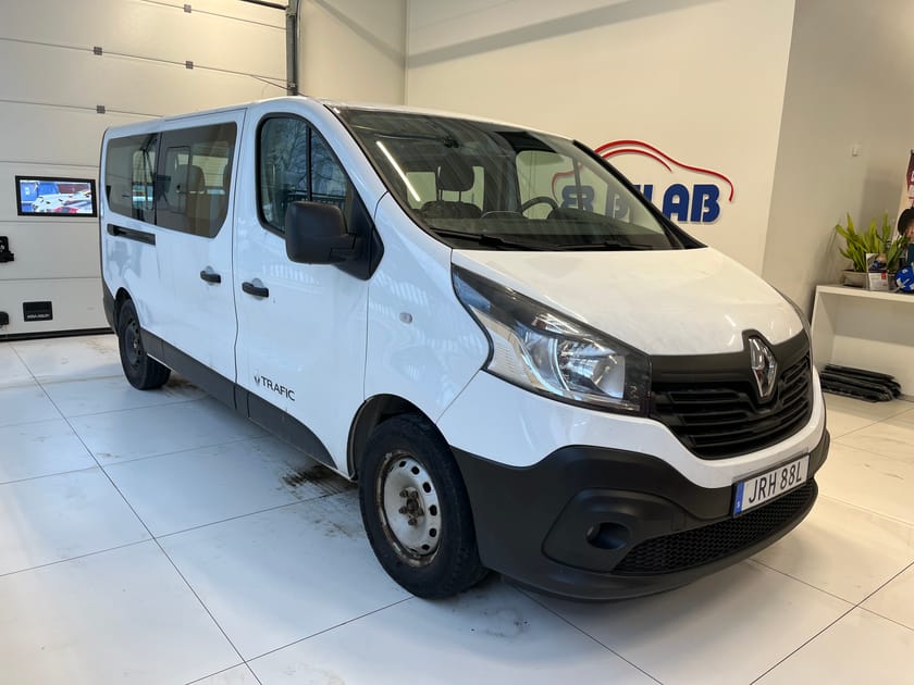 Bild 1 av Renault Trafic Kombi 9-sits
