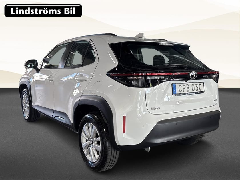 Bild 4 av Toyota Yaris Cross Hybrid 115 Active Säkerhetspaket Vinterhjul