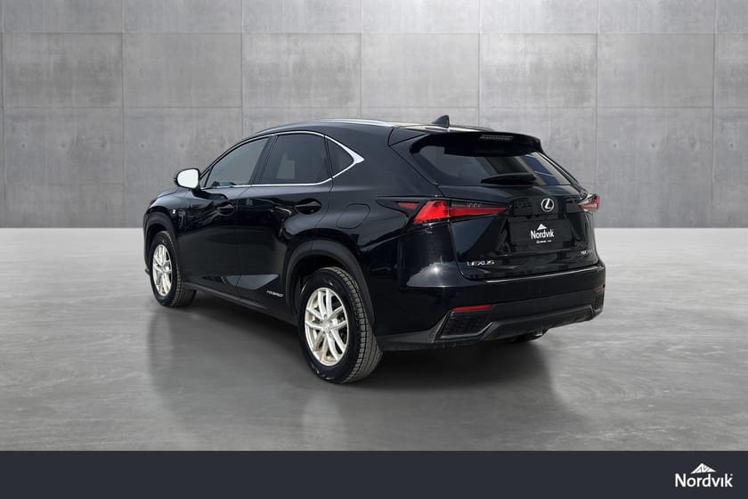 Bilde 3 av Lexus NX 300h AWD / F Sport S / Krok / Ekstralys / Head Up