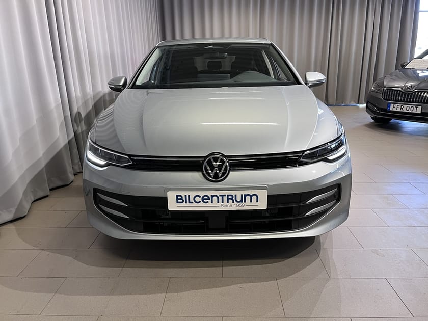 Bild 2 av Volkswagen Golf LIFE EDITION 1,5 eTSI 150Hk DSG, Drag