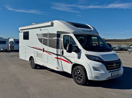 Capron Campervan Fiat Sunlight T 69 L Queenbed 3500kg