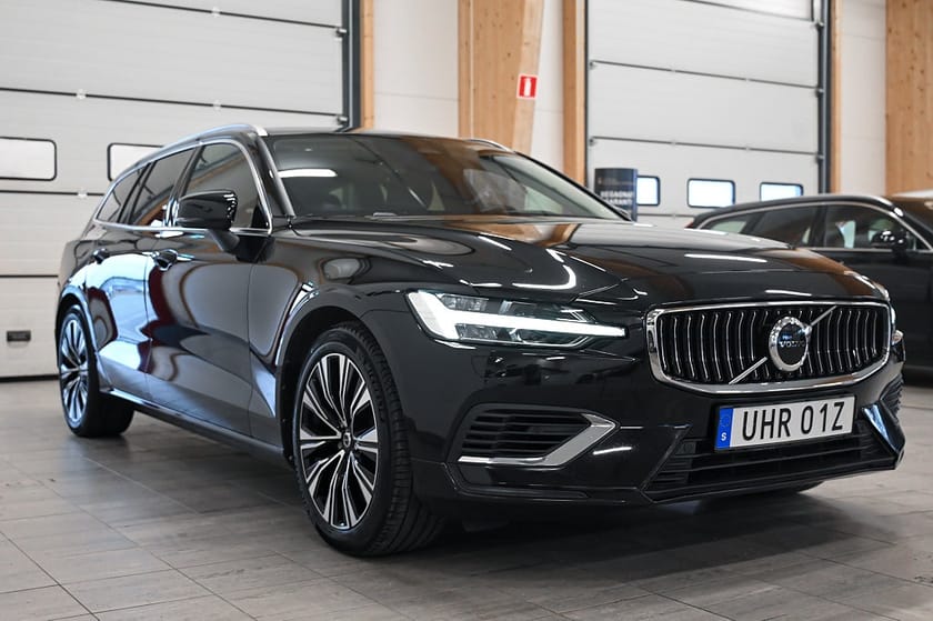 Bild 4 av Volvo V60 Recharge T6 AWD Core Drag 350hk