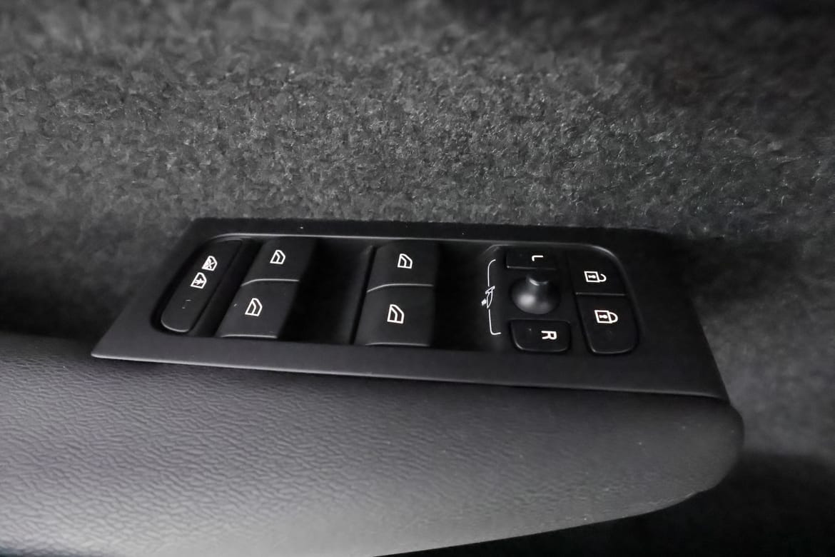 Volvo XC40 2023 - miniatyr 15