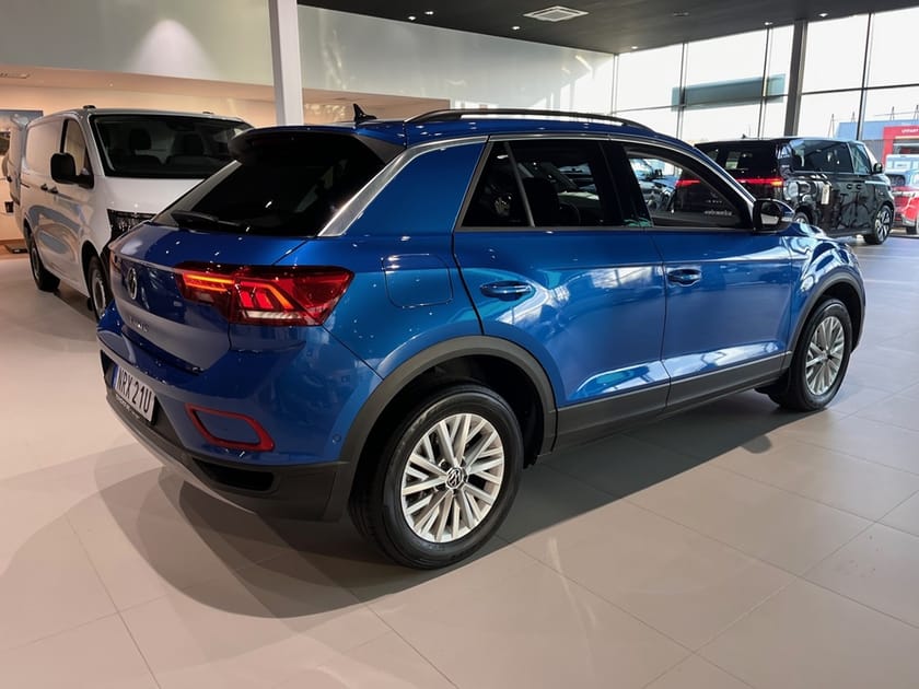 Bild 3 av Volkswagen T-Roc 1.5 LIFE  150hk DSG