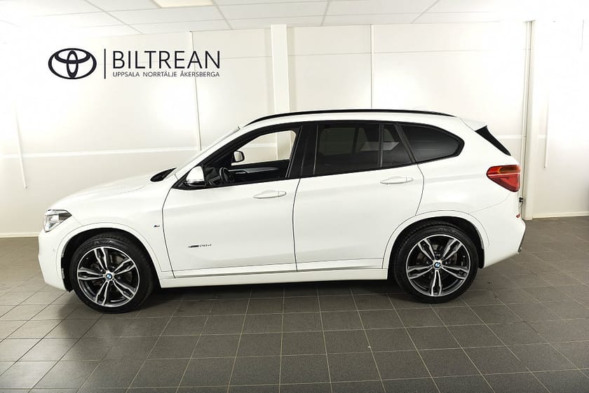 Bild 2 av BMW X1 xDrive20d M Sport Navi drag