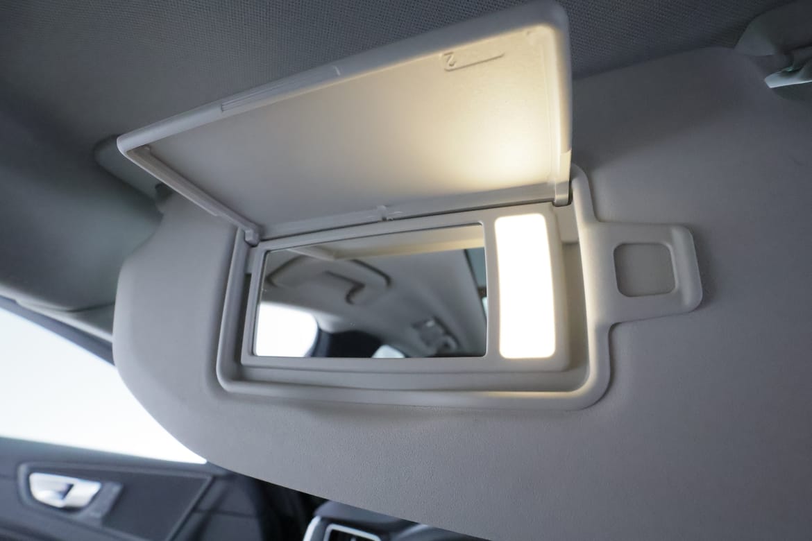 Volvo XC60 2023 - miniatyr 15