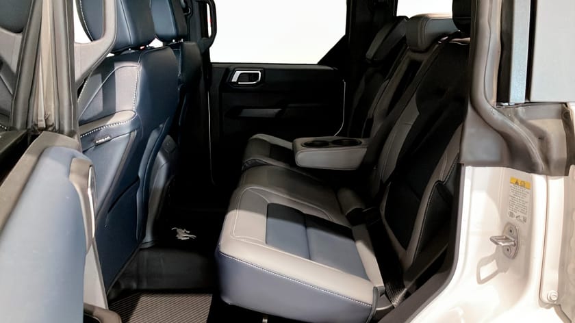 Bild 5 av Ford Bronco OUTER BANKS V6 335HK AWD A10