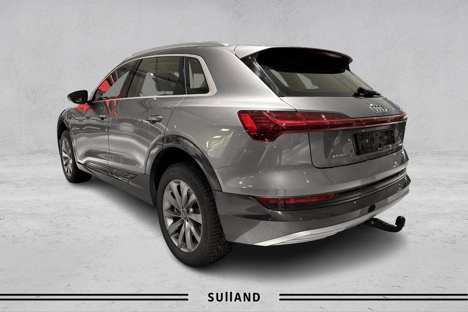 Thumnail bilde 2 av Audi e-tron 55 quattro