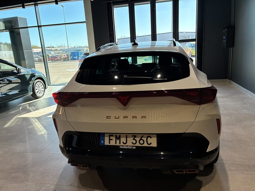 Bild 5 av CUPRA Formentor e-Hybrid 1.5 204 hk Swedish Edition