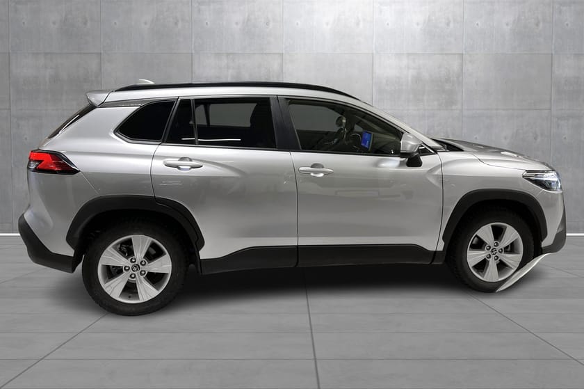 Bilde 5 av Toyota Corolla Cross Hybrid AWD-i 2.0 Exec AWD Hybrid, Rentekampanje 6.25% med 35 %EK