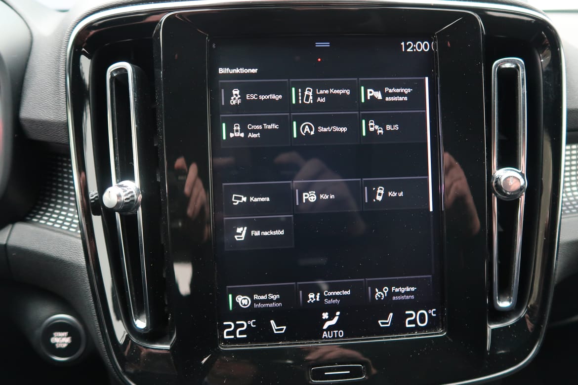 Volvo XC40 2018 - miniatyr 14