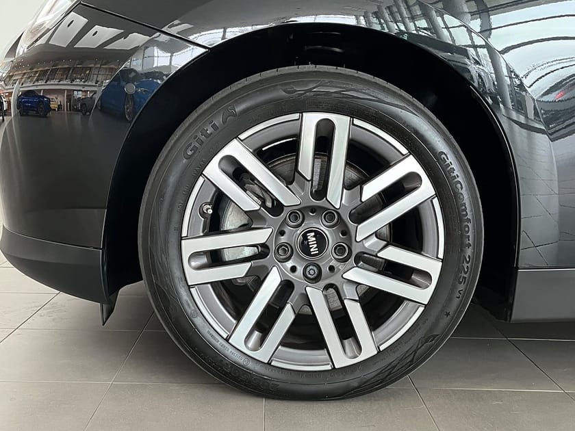 Bild 4 av MINI Cooper SE Classic Trim Paket M 4,95% ränta