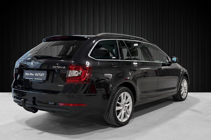 Bilde 3 av Škoda Octavia Stasjonsvogn STYLE | KROK | KAMERA | WEBASTO | CANTON | ACC | NAVI