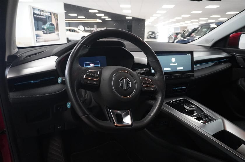 Bild 5 av MG 5 Long Range 61 kWh Lux 360kam Elstol CarPlay