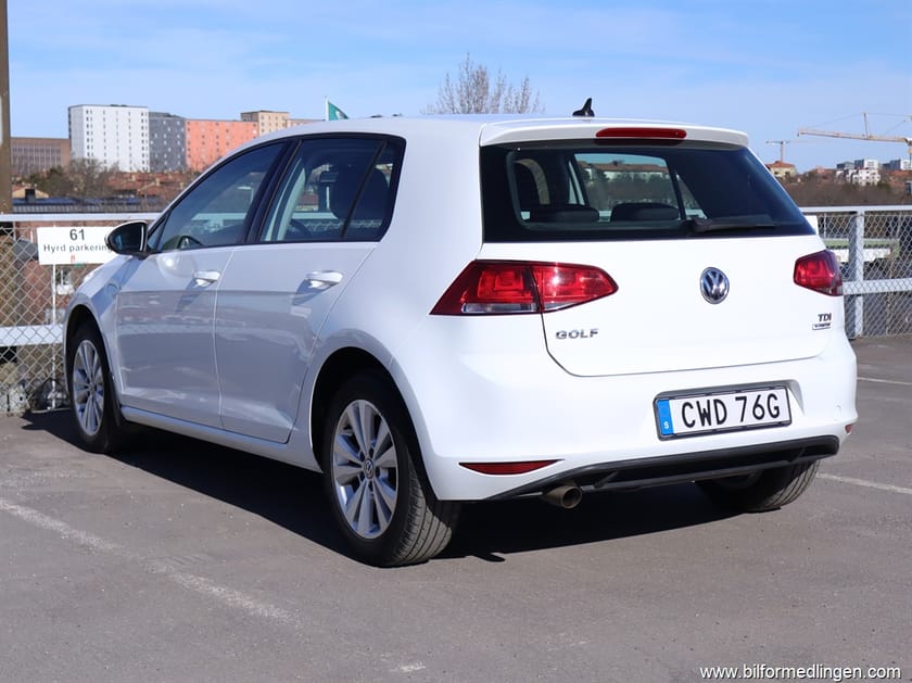 Bild 4 av Volkswagen Golf VII 1.6 TDI  110hk Drag S/V-hjul adaptiv Comfortline