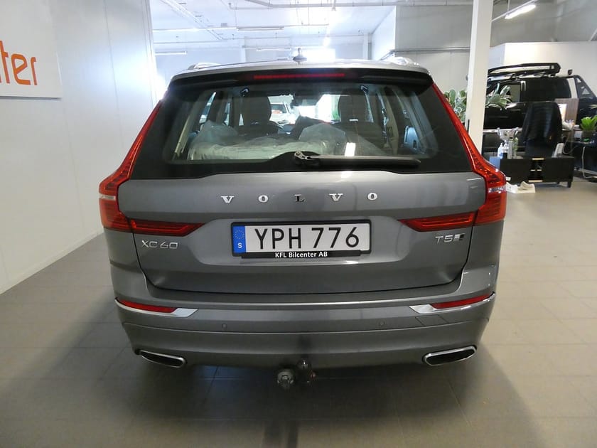Bild 5 av Volvo XC60 T5 AWD Inscription Aut-Drag-Skinn-H&K-VOC-Värmare-SoV