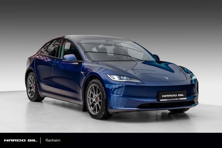 Tesla Model 3 Long Range AWD