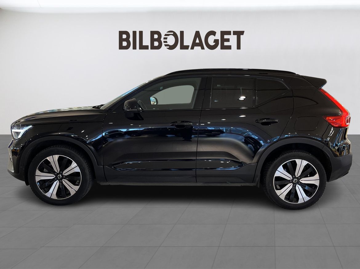 Volvo XC40 2023 - miniatyr 2