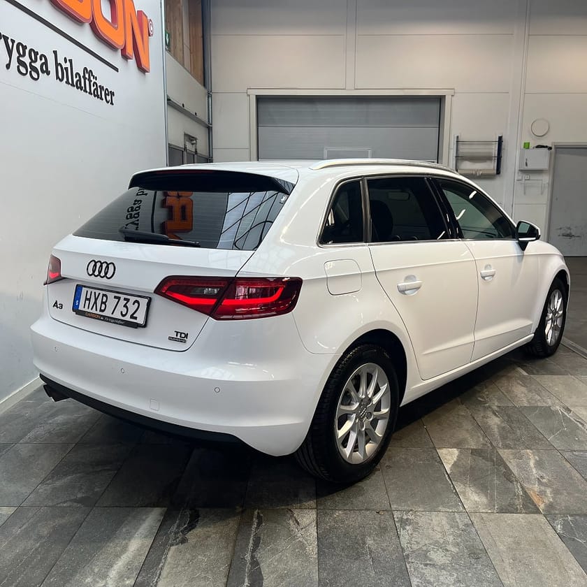 Bild 4 av Audi A3 Sportback 1.6 TDI quattro Attraction Farthållare PDC-ba