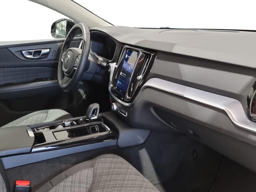 Bild 4 av Volvo V60 Recharge T6 Core Edition - Navi!