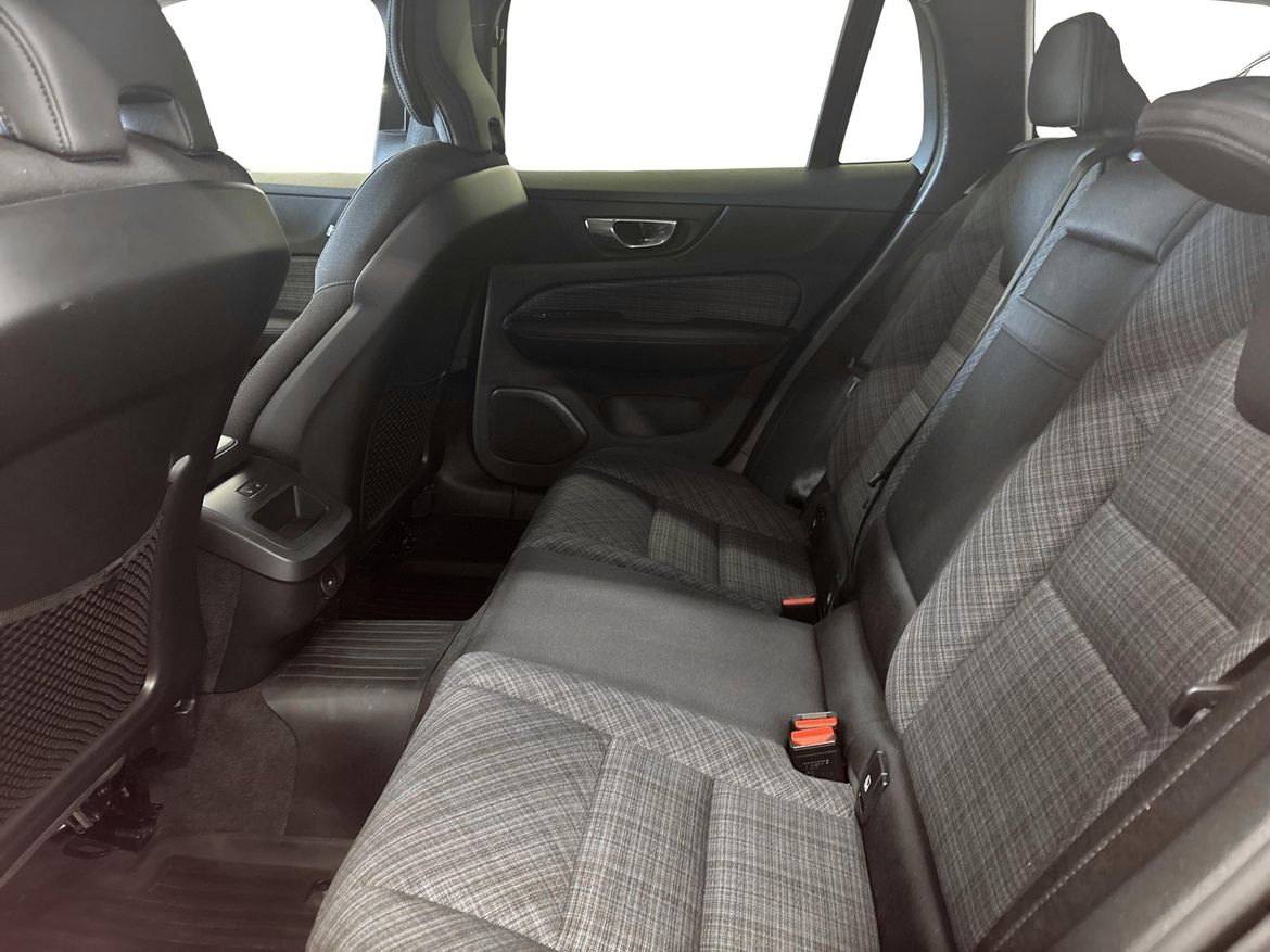 Volvo V60 2023 - miniatyr 7