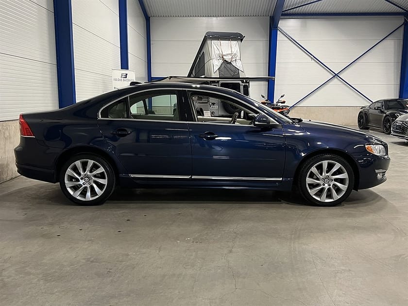 Bild 2 av Volvo S80 D4 163 HK / Aut / Summum / BE Pro /