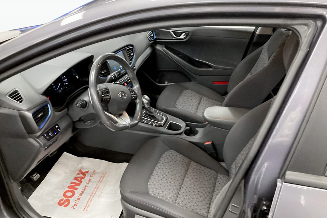 Hyundai Ioniq Plug-in