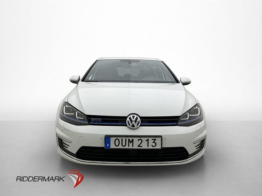 Bild 2 av Volkswagen Golf GTE 204hk Pluspaket P-Värm Drag Kamera Navi