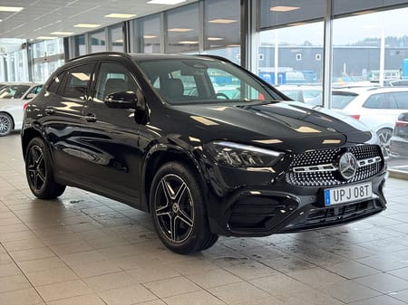 Mercedes-Benz GLA 250 e AMG Premium Panorama Burmaster