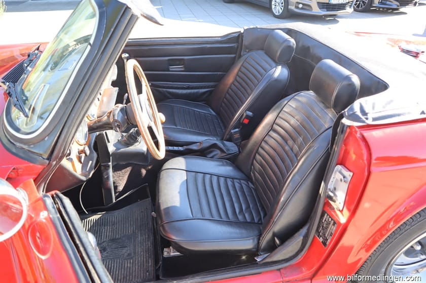 Bild 4 av Triumph TR6 2.5 Skinnklädsel