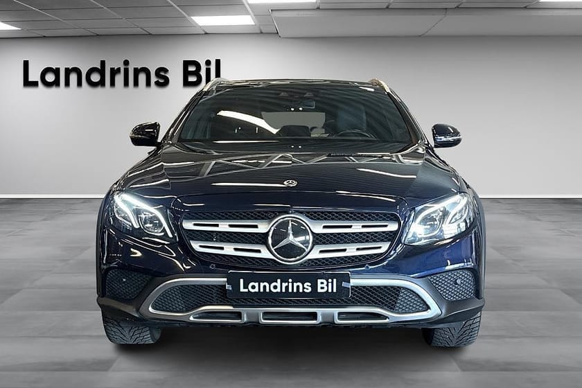 Bild 2 av Mercedes-Benz E 220 d 4MATIC All-Terrain All-Terrain, Premiumpaket, Dragkrok!