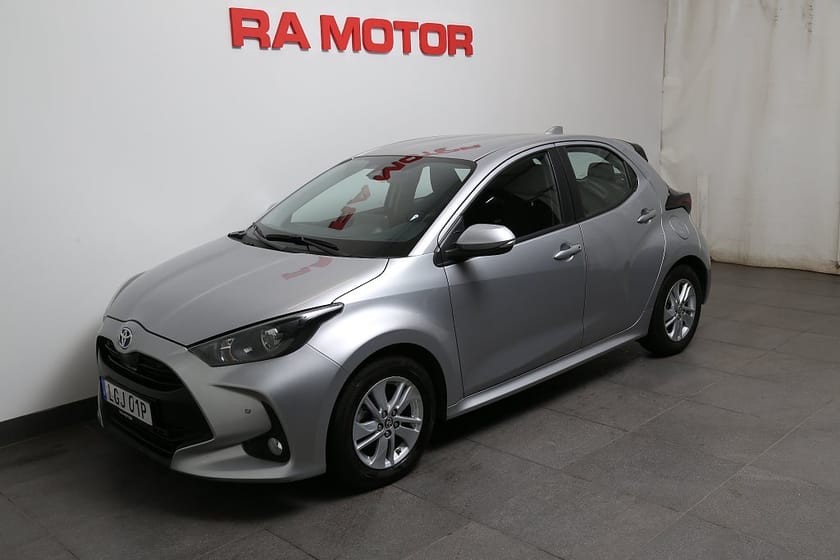 Bild 1 av Toyota Yaris Hybrid Active Aut 5D Kamera PDC Blåtand