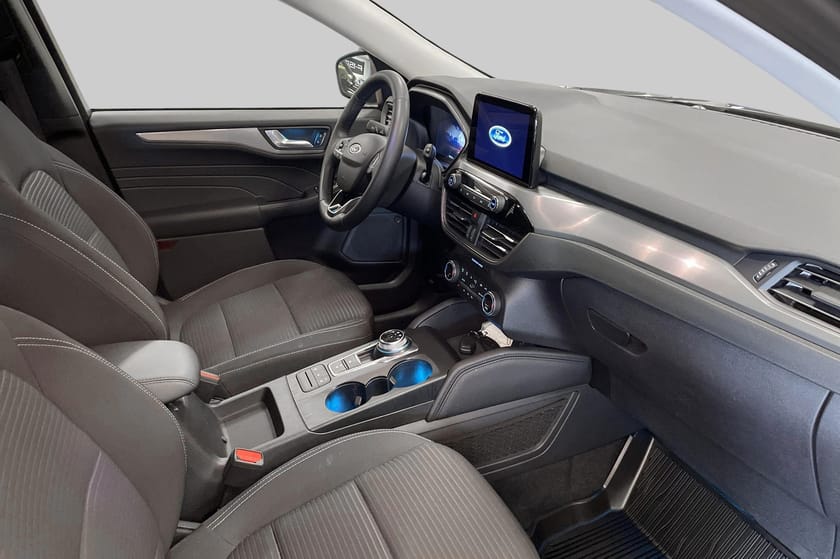 Bild 4 av Ford Kuga Plug-In Hybrid Titanium 2.5 225hk PHEV Aut (Vinterhjul, Dragkrok)