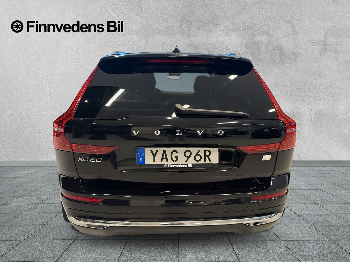 Volvo XC60 2023 - miniatyr 4