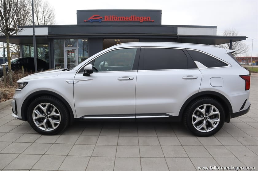 Bild 1 av Kia Sorento 2.2 CRDi SCR AWD 202hk 7 sits Aut Navi Backkamera Svensksåld Skinn