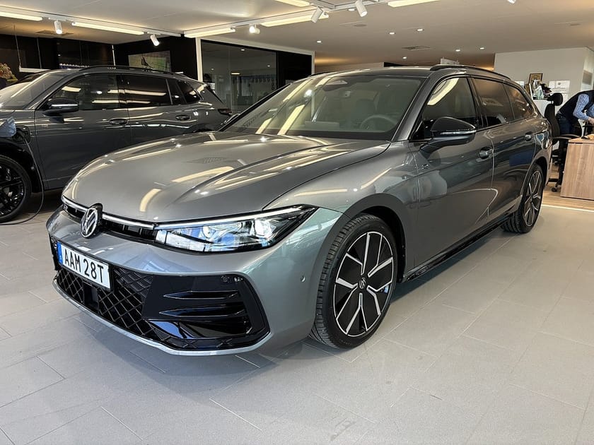 Bild 1 av Volkswagen Passat Sportscombi R-Line 2.0 TDI SCR 193HP