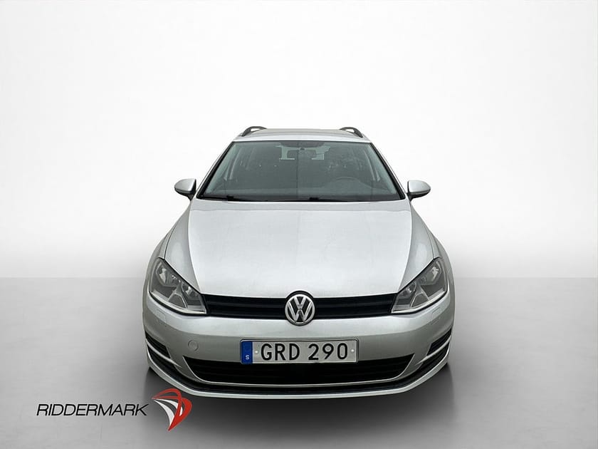 Bild 2 av Volkswagen Golf Sportscombi 1.2 TSI 105hk Masters Adpt-fart AC Bluetooth