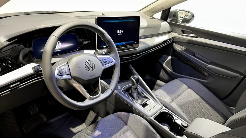 Bild 2 av Volkswagen Golf Sportscombi LIFE TSI 150HK Edition